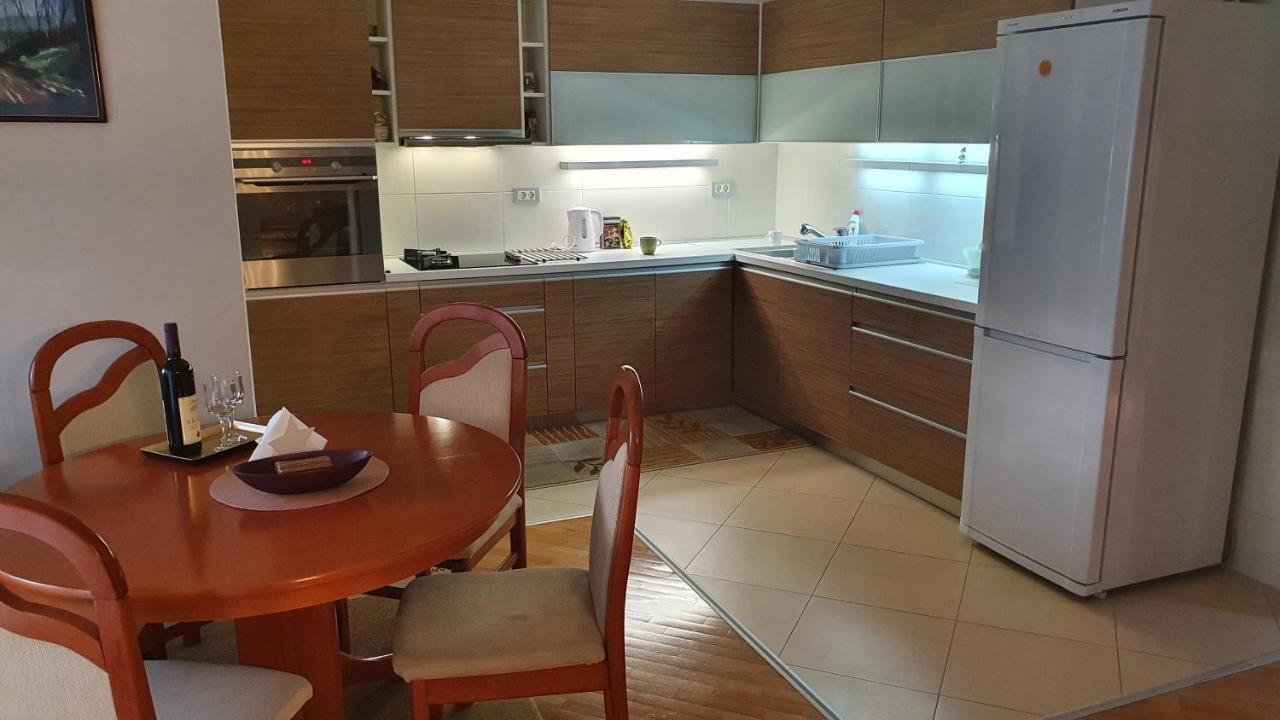 הוילה סוקו בניה Broj Jedan Delux מראה חיצוני תמונה